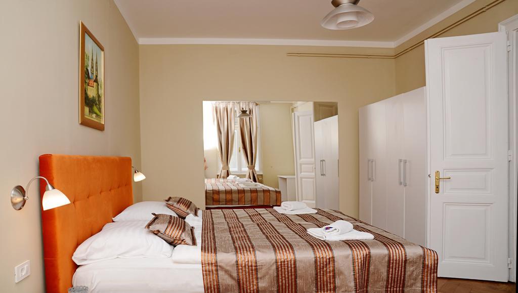Flowers City Center Apartments Zagreb Bagian luar foto
