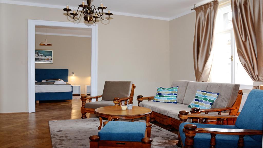 Flowers City Center Apartments Zagreb Bagian luar foto